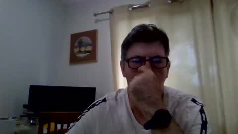 Desmon1958 online show from April 4, 10:40 pm