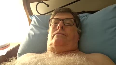 Desmon1958 online show from April 19, 12:48 pm