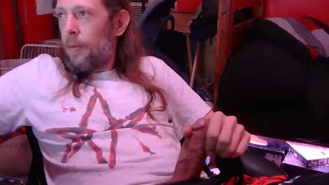 Snapshot of desolation2012 chatting on May 18, 3:24 am desolation2012 online show from May 18, 3:24 am