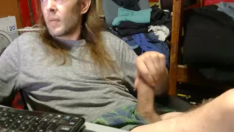 Snapshot of desolation2012 chatting on May 30, 4:53 am desolation2012 online show from May 30, 4:53 am