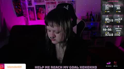 Snapshot of destroyall420 chatting on April 26, 2:15 pm Lola Bdsm and fries online show from April 26, 2:15 pm