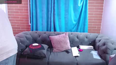 devi_black_13_ online show from February 4, 1:00 am