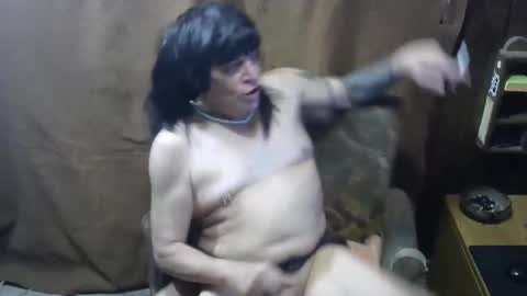 Snapshot of devilmusica66 chatting on October 24, 10:22 am Crisstal66 online show from October 24, 10:22 am