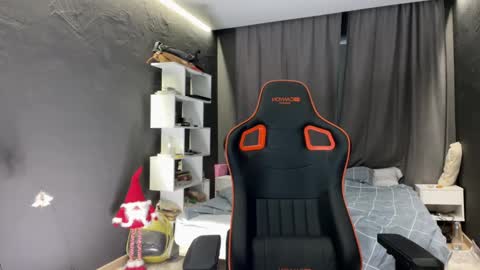 Snapshot of devilnut1 chatting on November 28, 9:01 am devilnut1 online show from November 28, 9:01 am