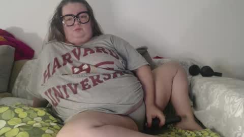 Snapshot of devilschick chatting on September 21, 10:00 pm DevilsChick -- OF  online show from September 21, 10:00 pm