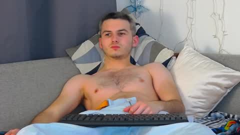 devin_ho online show from December 26, 10:48 am