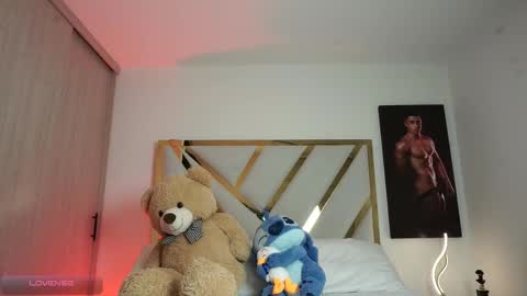 Devin Hunter online show from February 15, 12:07 am