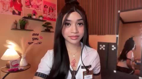 Devine Greyson online show from October 8, 11:30 am