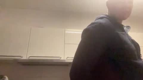 Devon online show from February 11, 12:15 am