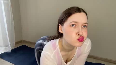 Angel online show from September 16, 10:05 am