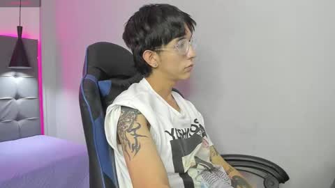 Andy online show from March 30, 2:18 pm