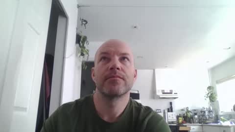 dex12112111 online show from April 18, 5:17 pm