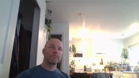 dex12112111 online show from April 21, 5:28 pm