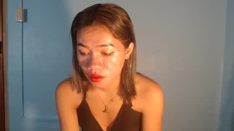 dexie121698 online show from January 28, 9:19 am