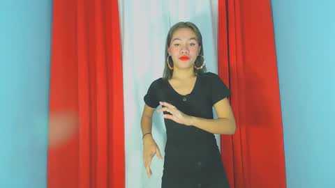 dexie121698 online show from February 2, 2:02 pm