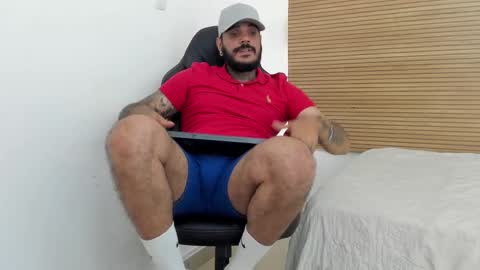 Snapshot of dhamian_wolf_hunter chatting on September 18, 9:28 pm dhaian online show from September 18, 9:28 pm