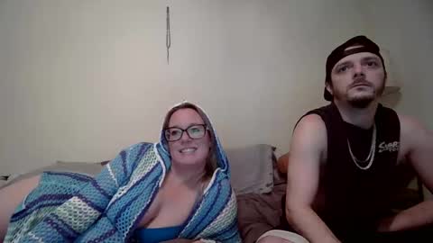 dharbison23 online show from November 19, 12:05 pm