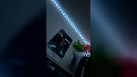 dherr568 online show from April 22, 3:09 am