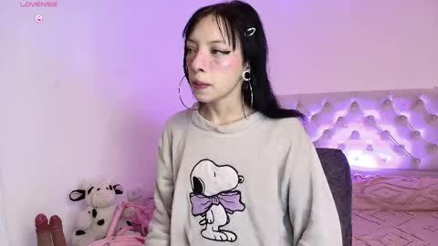 Snapshot of diamond__cherry chatting on April 30, 2:01 pm Diamond online show from April 30, 2:01 pm