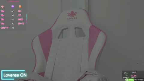 Snapshot of diamond_ava_ chatting on February 25, 6:58 am Thea online show from February 25, 6:58 am