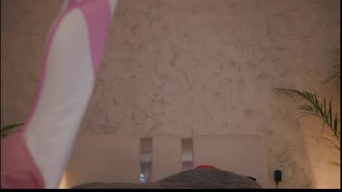 Snapshot of diamond_ava_ chatting on May 26, 10:22 am Thea online show from May 26, 10:22 am