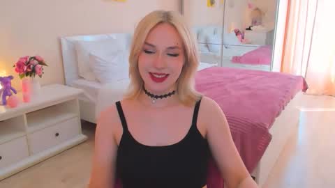 diamond_milady online show from May 24, 1:27 pm