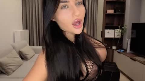 Iris online show from October 5, 7:12 pm