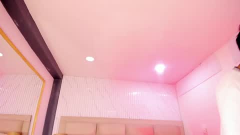 Snapshot of diamondss_1 chatting on May 31, 8:21 pm diamondss_1 online show from May 31, 8:21 pm