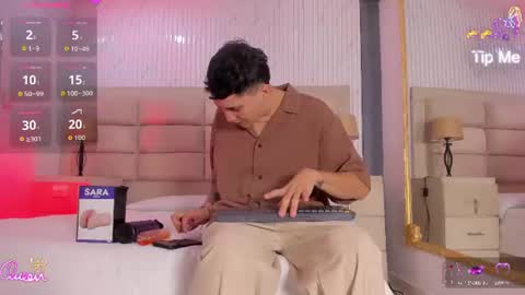 Snapshot of diamondss_1 chatting on June 9, 8:42 pm diamondss_1 online show from June 9, 8:42 pm