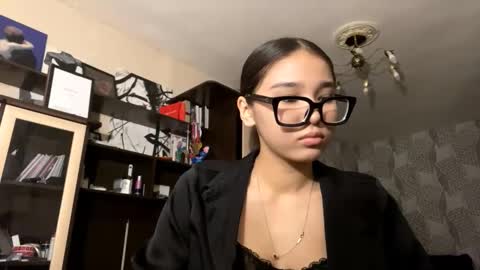 Julia online show from February 6, 11:24 am