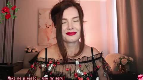 Diana DeLua online show from October 26, 10:54 am