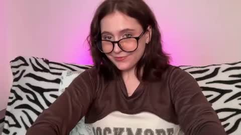 Snapshot of diana_floweri chatting on June 27, 12:22 pm Diana online show from June 27, 12:22 pm