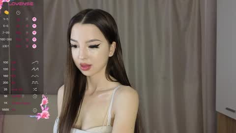 Snapshot of diana_lore chatting on April 10, 4:55 pm diana_lore online show from April 10, 4:55 pm