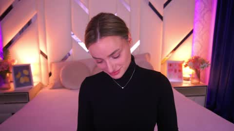 diana_nova online show from May 11, 6:30 am