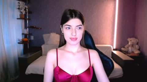 Snapshot of dianaa_lee chatting on June 3, 4:23 pm DIANA online show from June 3, 4:23 pm