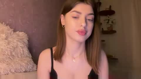 Snapshot of dianaa_lee chatting on June 10, 7:46 pm DIANA online show from June 10, 7:46 pm
