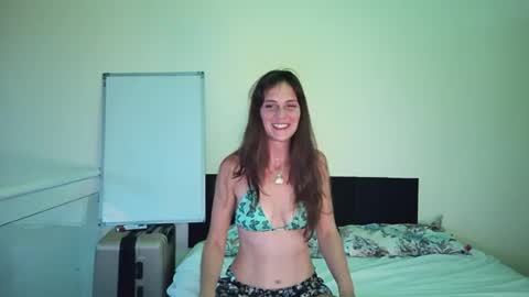 Snapshot of dianalove34 chatting on July 19, 7:28 pm dianalove34 online show from July 19, 7:28 pm