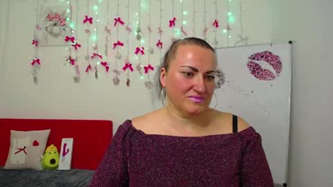 Diana online show from April 7, 5:30 am