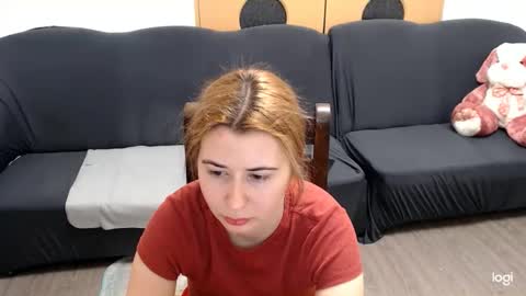 Snapshot of dianasmiey7 chatting on January 20, 9:11 pm dianasmiey7 online show from January 20, 9:11 pm