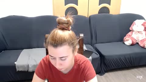 Snapshot of dianasmiey7 chatting on January 23, 10:54 am dianasmiey7 online show from January 23, 10:54 am