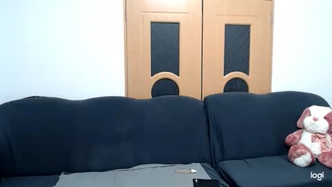 Snapshot of dianasmiey7 chatting on March 3, 4:46 pm dianasmiey7 online show from March 3, 4:46 pm