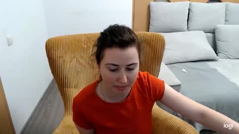 dianasmiey7 online show from April 17, 12:19 pm