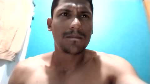 Snapshot of dick774369 chatting on May 21, 11:34 pm dick774369 online show from May 21, 11:34 pm