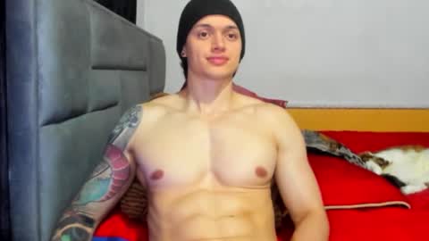 Snapshot of dick_demon_1 chatting on December 10, 1:11 am jhon online show from December 10, 1:11 am