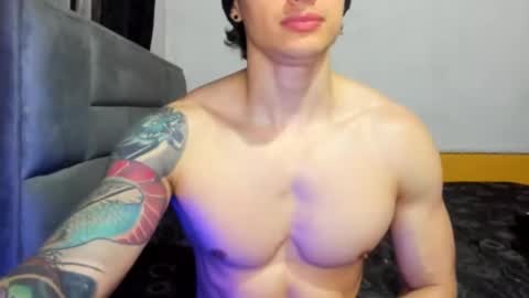 Snapshot of dick_demon_1 chatting on December 29, 10:25 pm jhon online show from December 29, 10:25 pm