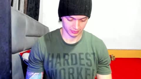 Snapshot of dick_demon_1 chatting on February 1, 2:37 am jhon online show from February 1, 2:37 am