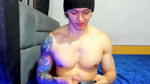 Snapshot of dick_demon_1 chatting on February 4, 3:11 am jhon online show from February 4, 3:11 am