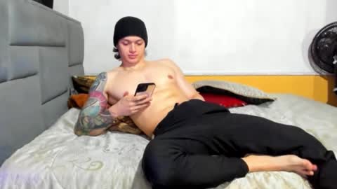 Snapshot of dick_demon_1 chatting on March 6, 12:21 am jhon online show from March 6, 12:21 am