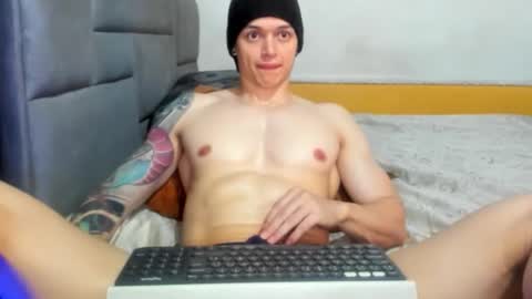 Snapshot of dick_demon_1 chatting on November 9, 10:08 pm jhon online show from November 9, 10:08 pm