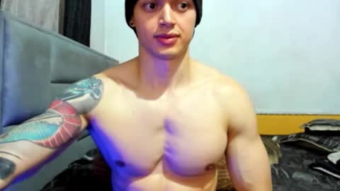 Snapshot of dick_demon_1 chatting on December 4, 10:18 pm jhon online show from December 4, 10:18 pm